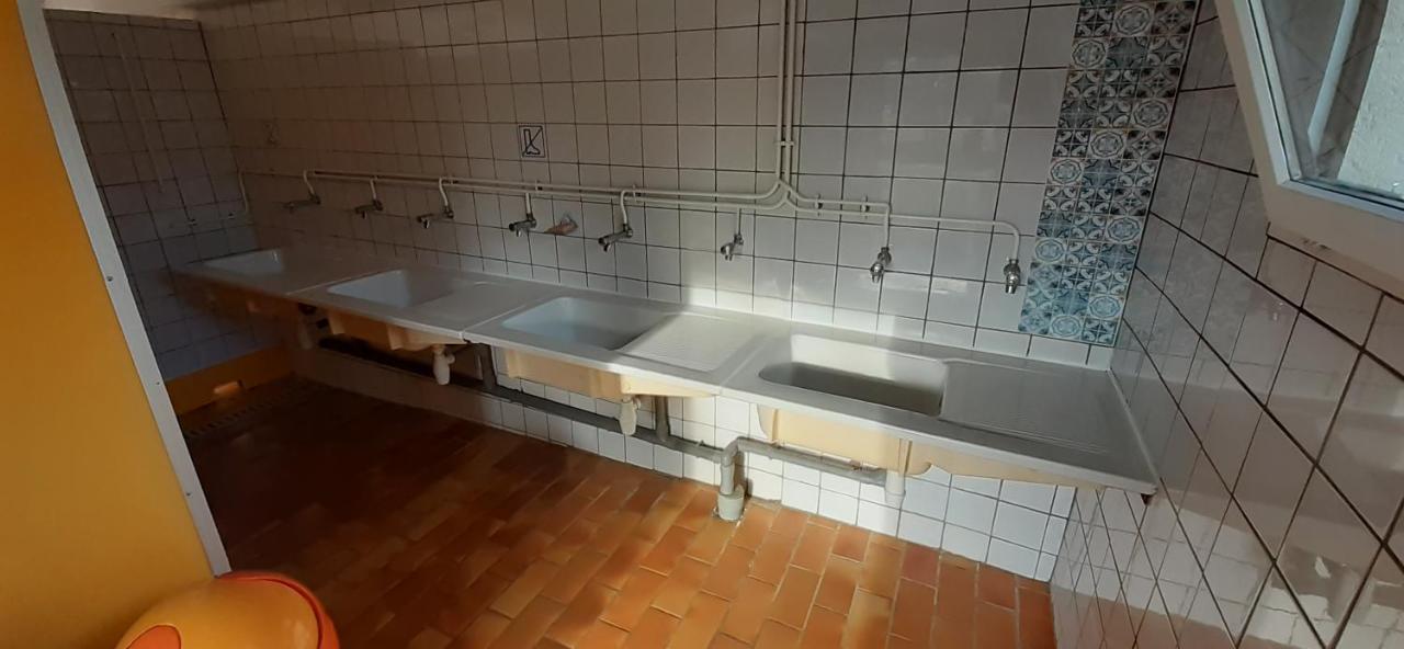 Tente Cabane Du Camping Hautoreille 巴涅斯 外观 照片